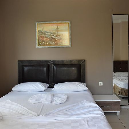 Ozcan Pansiyon Marmaris Extérieur photo