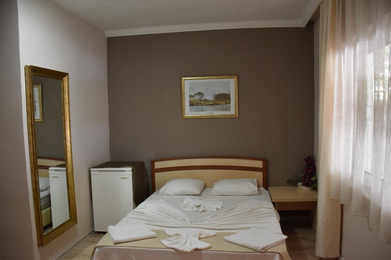 Ozcan Pansiyon Marmaris Extérieur photo